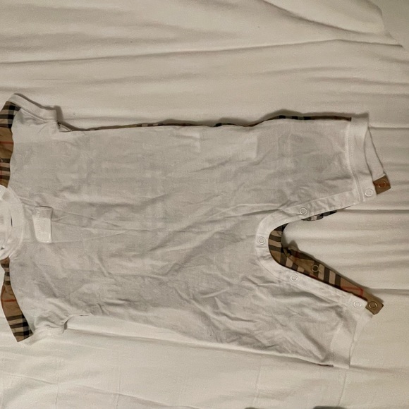 Burberry baby bodysuit. Worn just once - Picture 2 of 5